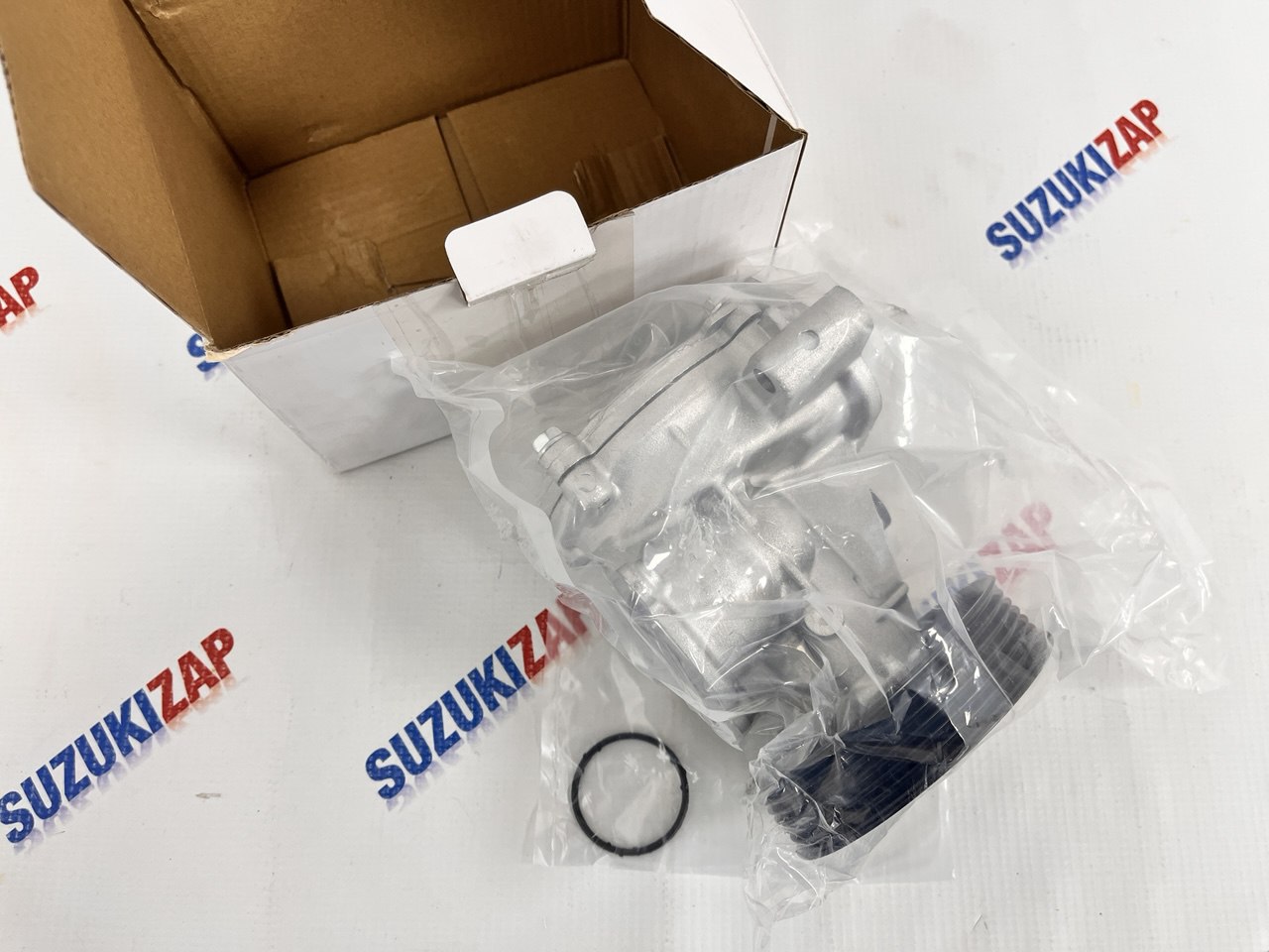 Помпа Suzuki Grand Vitara 2005-2015г.в. J24B Krauf
